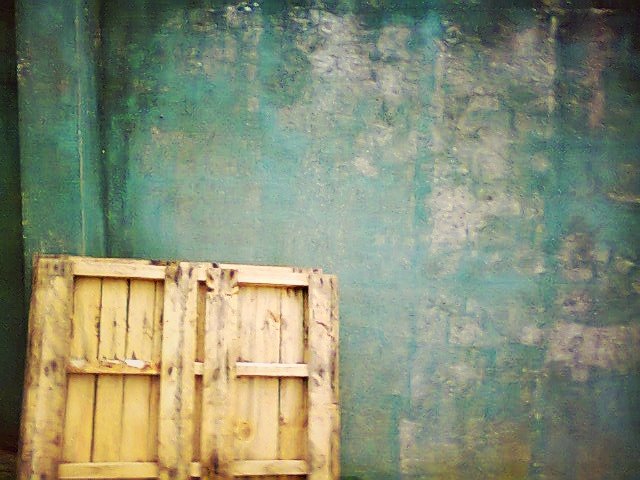 Pallet at the tennis court