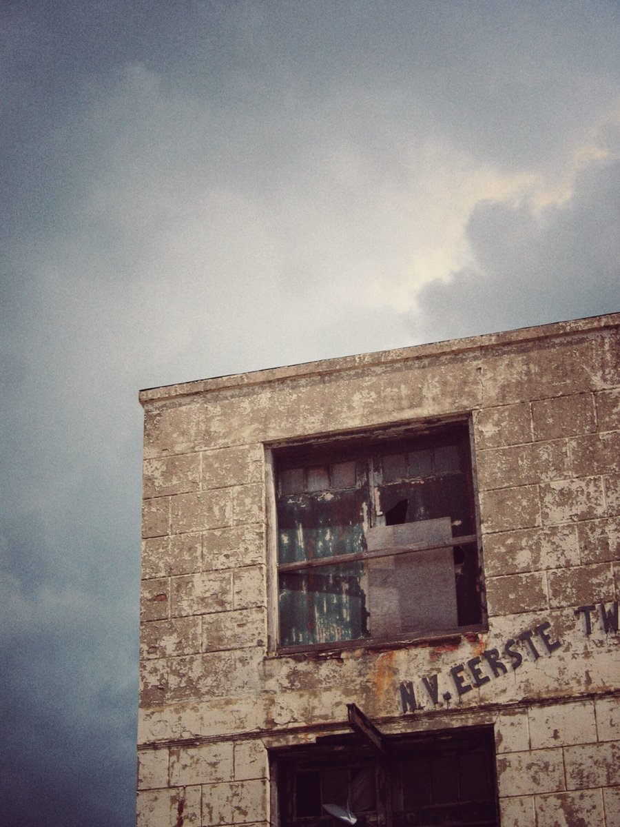 Abandoned factory & boilerhouse chimnee – Hengelo, The netherlands