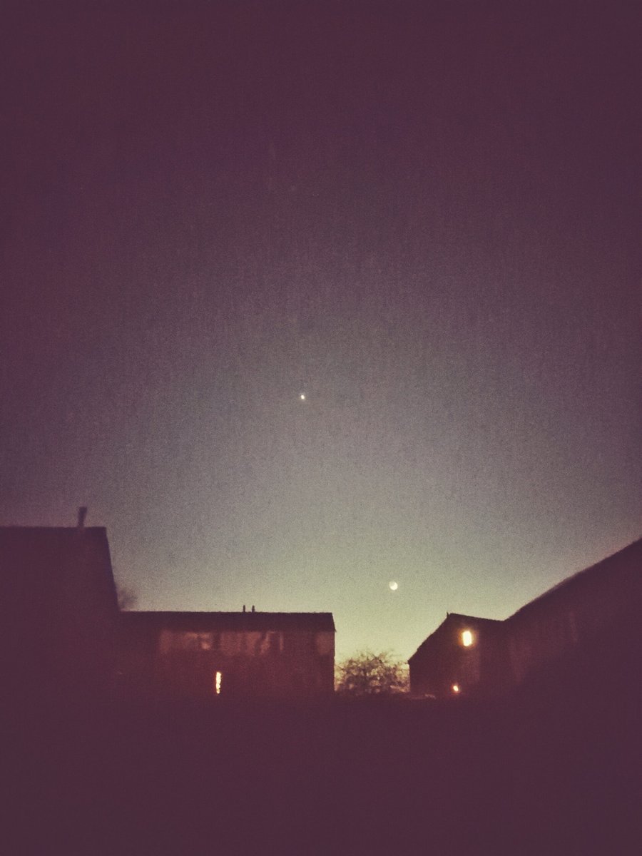 Moon in the backyard – Hengelo, the Netherlands