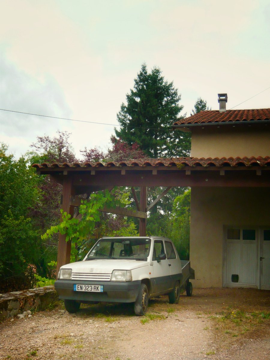 Walk in Javerlhac, France