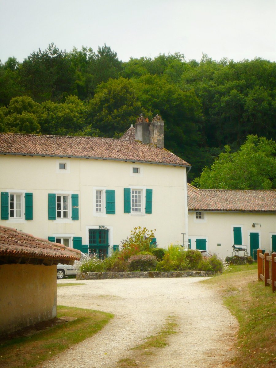 Walk in Javerlhac, France