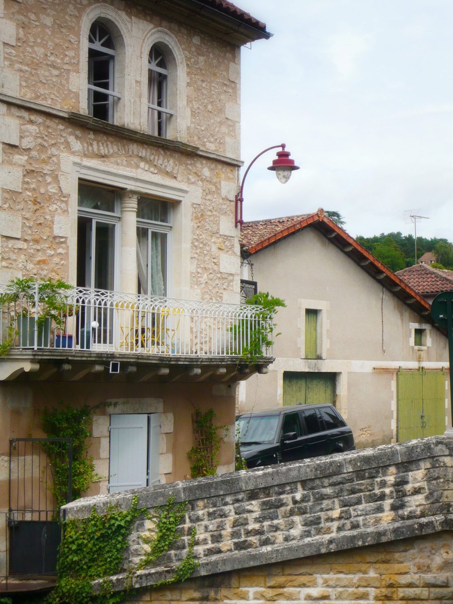 Walk in Javerlhac, France