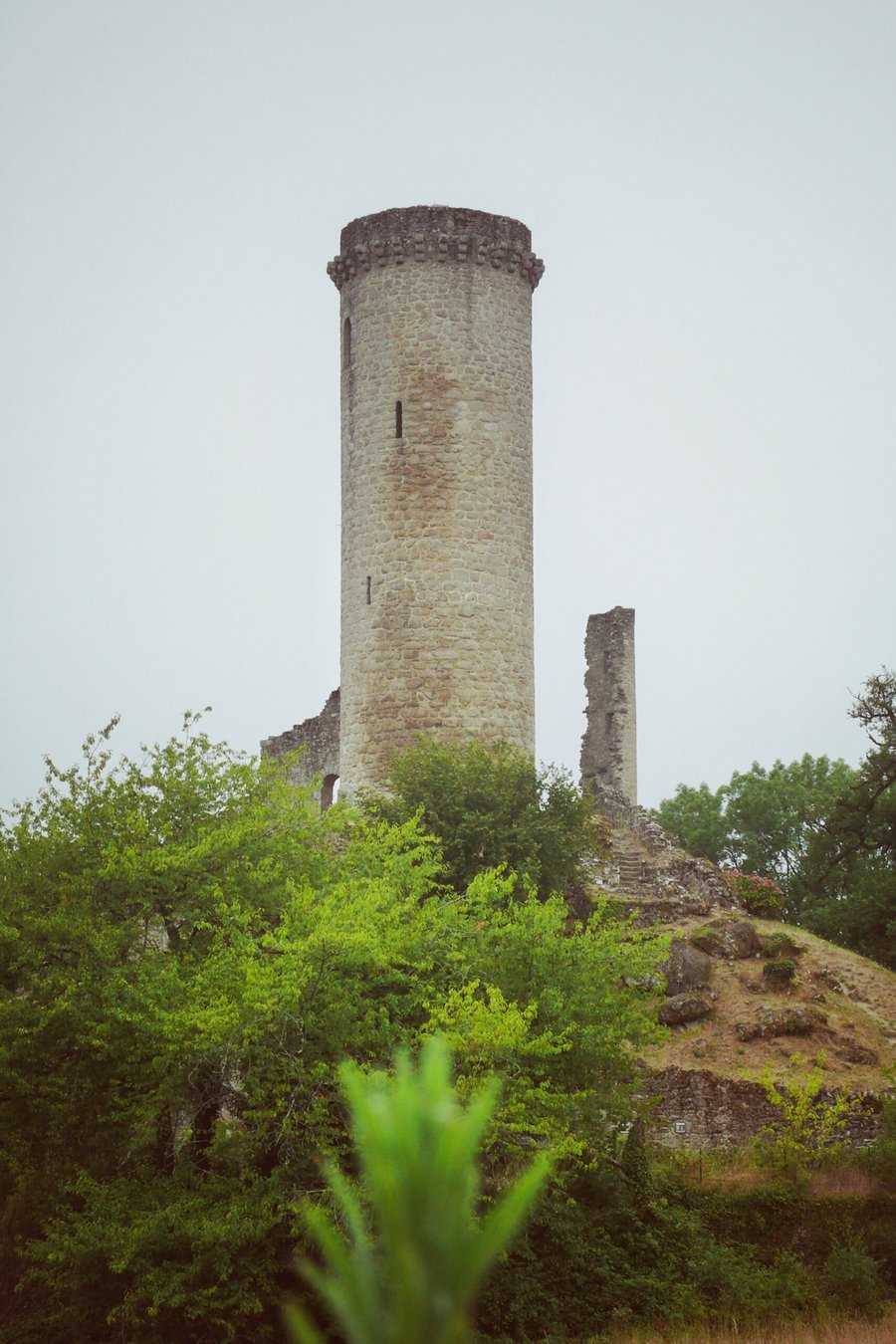 Château de Piégut – Piégut-Pluviers, France
