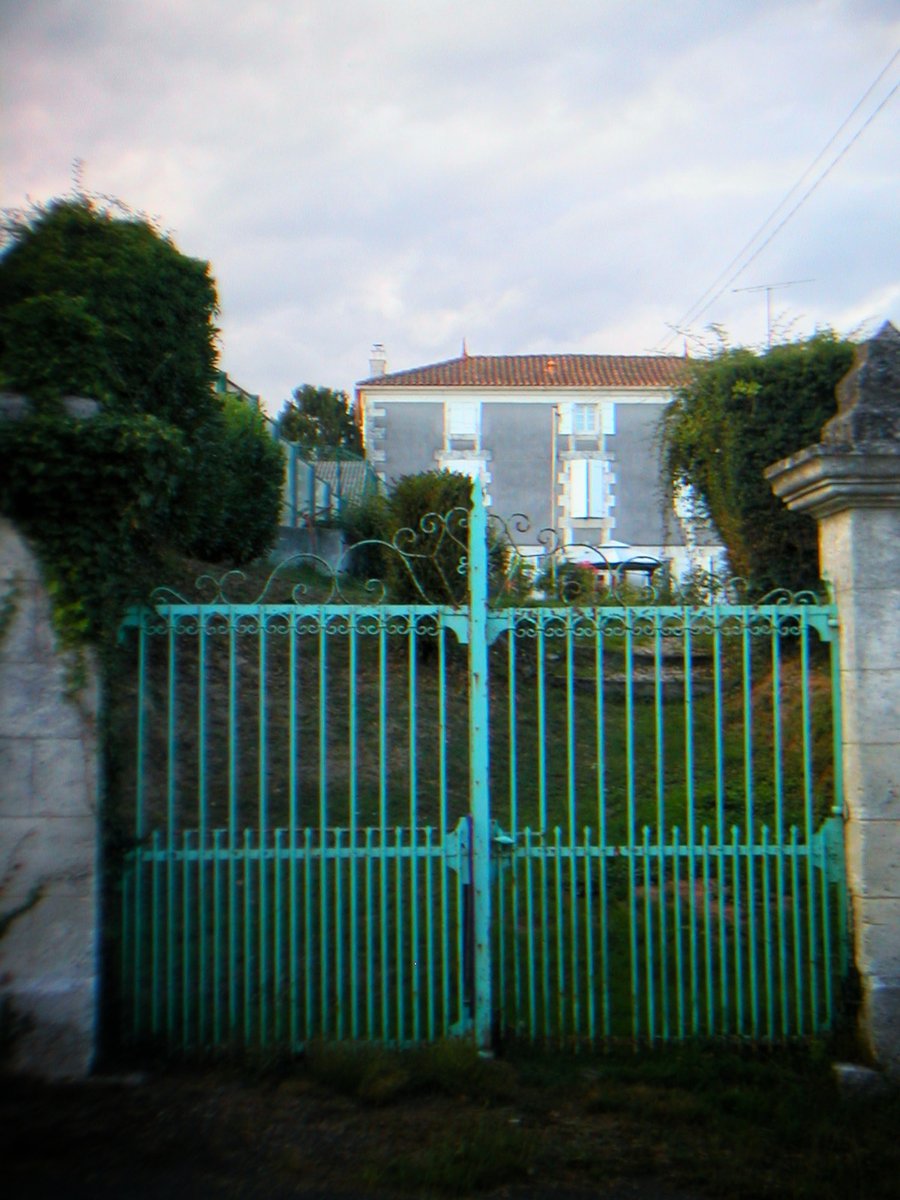Geocaching in Baye, France