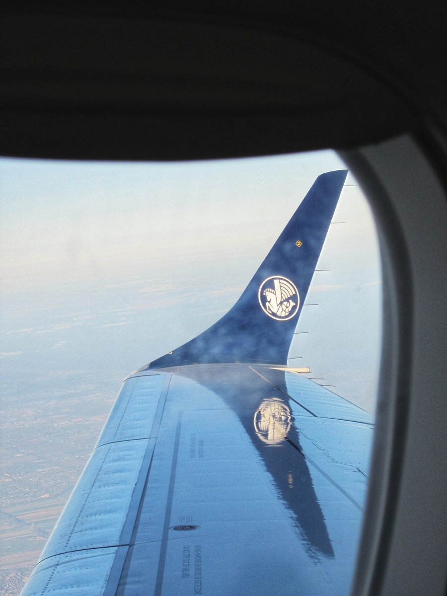 Munchen & Schiphol Airport